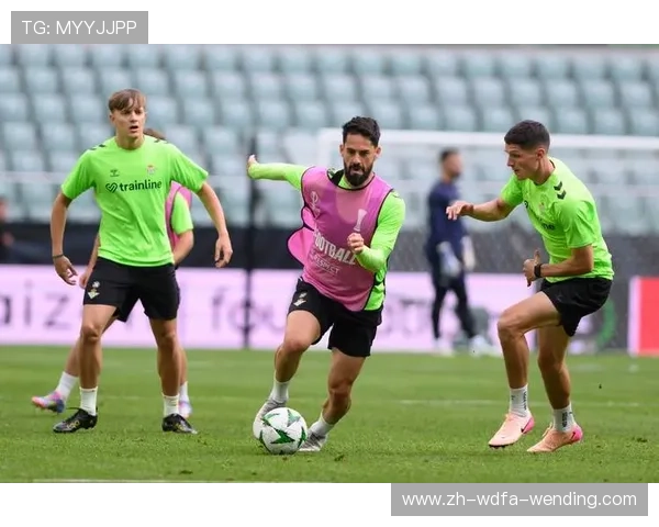 金元时代下欧冠球队的资本博弈与竞技商业化平衡之道